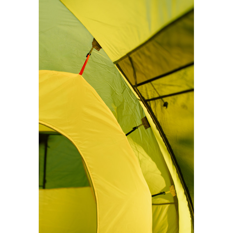 Намет Tramp Brest 6 (V3) UTRT-111-olive