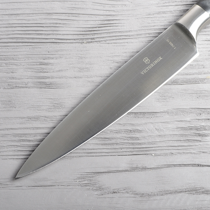 Ніж кухонний, побутовий Victorinox Forged Сhef'S German Type (лезо: 150мм), чорний 7.7403.15G