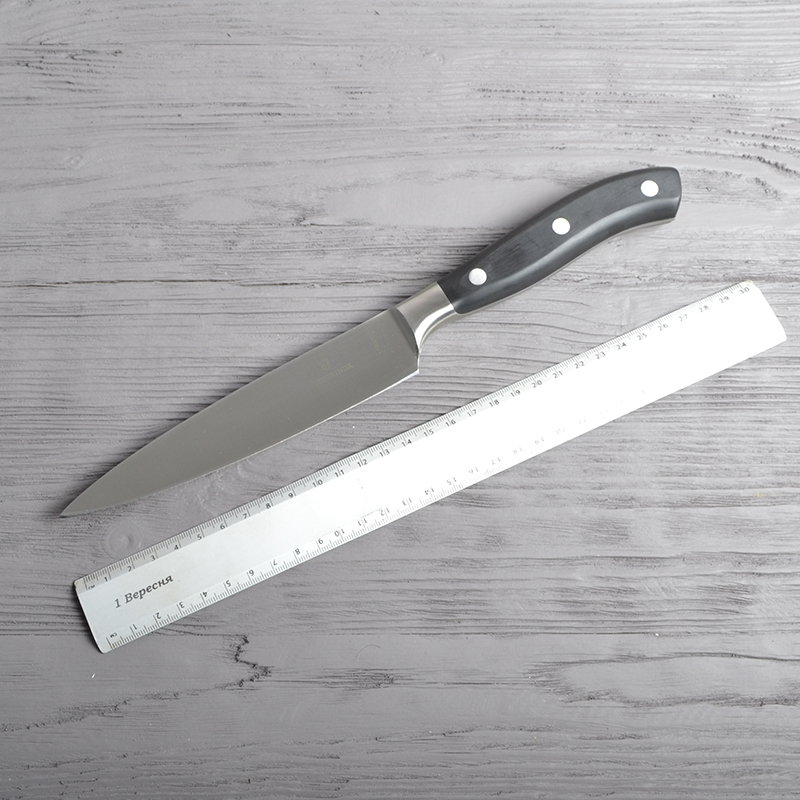 Ніж кухонний, побутовий Victorinox Forged Сhef'S German Type (лезо: 150мм), чорний 7.7403.15G