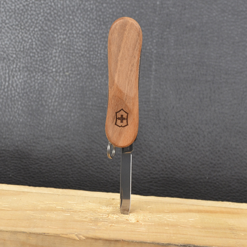 Ніж складаний, мультитул Victorinox Nailclip (65мм, 6 функції), дерево 0.6461.63