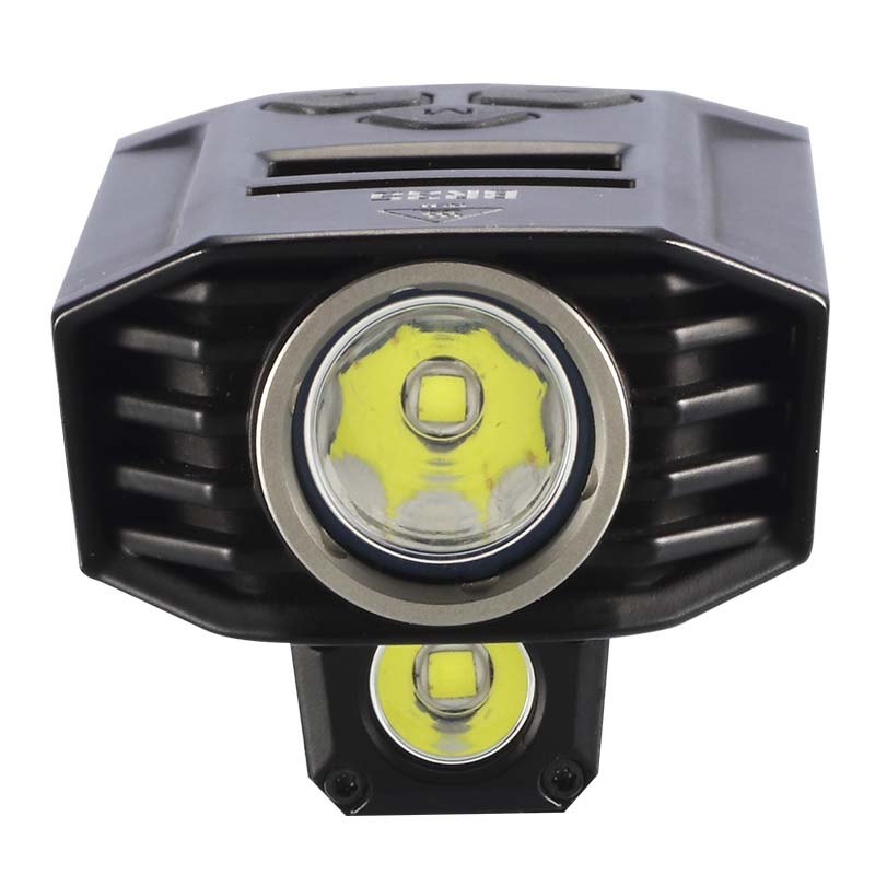 Велафора Nitecore BR35, що перезаряджається.