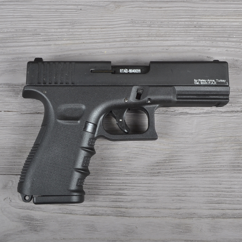 Пистолет сигнальный, стартовый Retay Glock G 17 (9мм, 14 зарядов), черный
