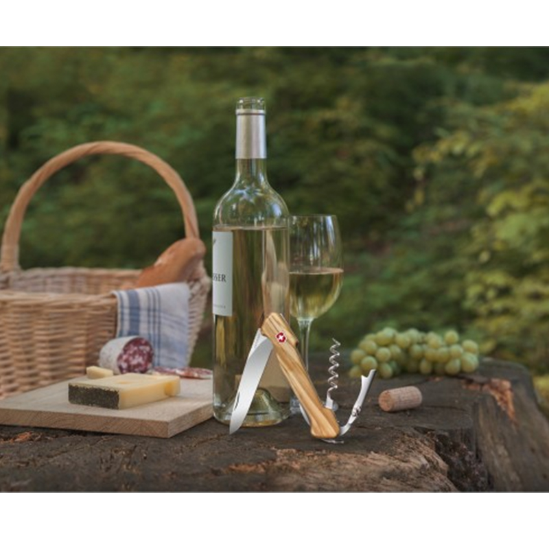 Ніж складаний, мультитул Victorinox Wine Master (130мм, 6 функцій), дерево олива 0.9701.64