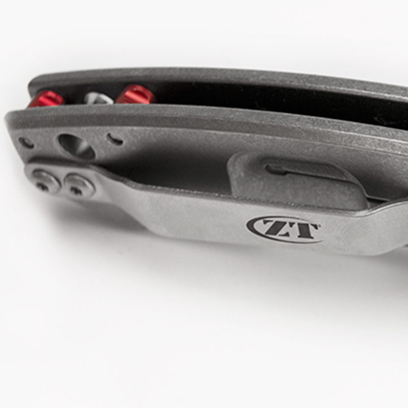Ніж складаний Zero Tolerance 0450 (довжина: 188мм, лезо: 83мм), титан