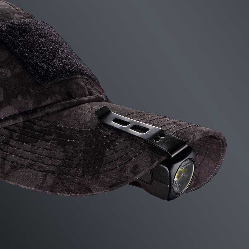 Надпотужний накладний ліхтар із OLED дисплеєм Nitecore TUP, чорний