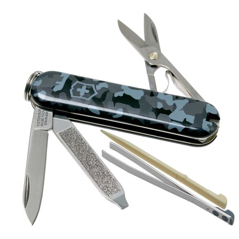 Ніж складаний, мультитул Victorinox Classic SD (58мм, 7 функцій), синій камуфляж 0.6223.942