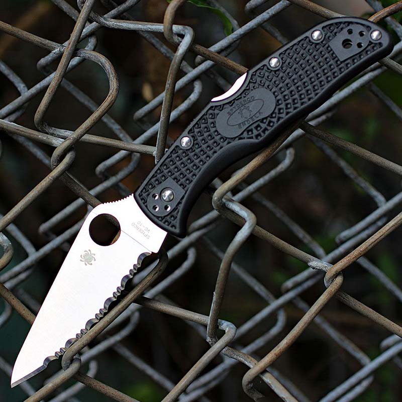 Ніж складаний Spyderco Endela серрейтор (довжина: 206мм, лезо: 87мм), чорний