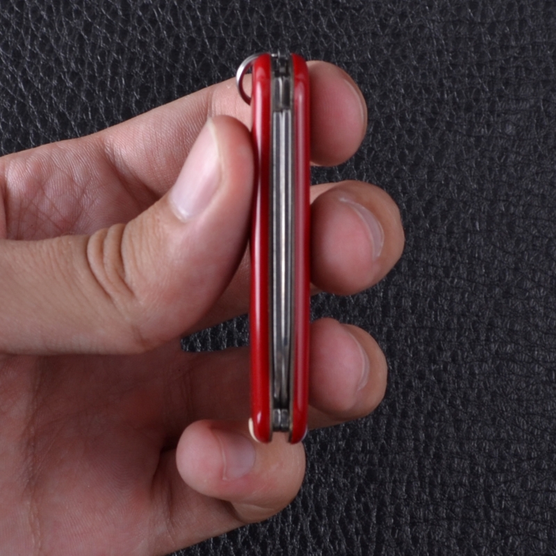 Ніж складаний, мультитул Victorinox Classic SD (58мм, 7 функцій), червоний 0.6223