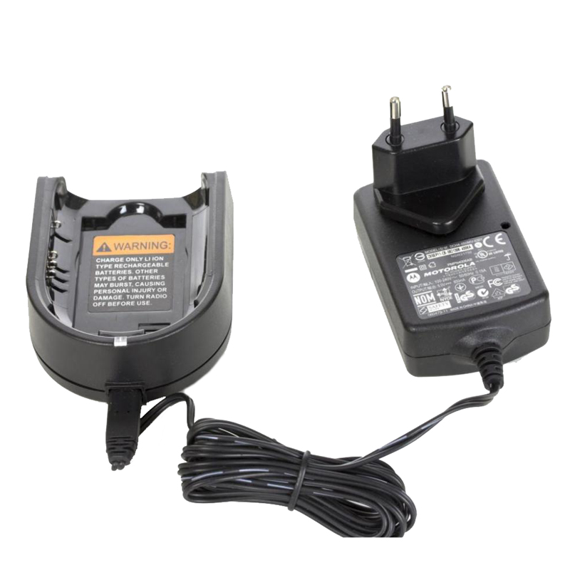 Рація Motorola CLP446E Model Emea (0,5W, PMR446, 446MHz, до 7 км, 16 каналів, АКБ), чорна