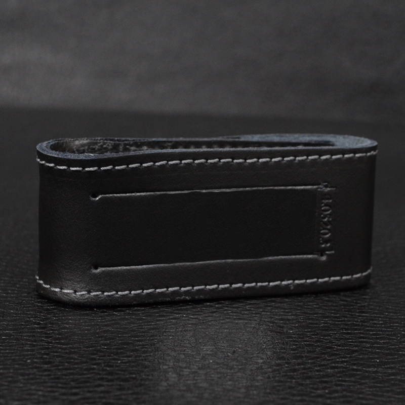 Чохол шкіряний для ножів Victorinox (84-91мм, до 4х шарів), чорний, на липучці 4.0520.3