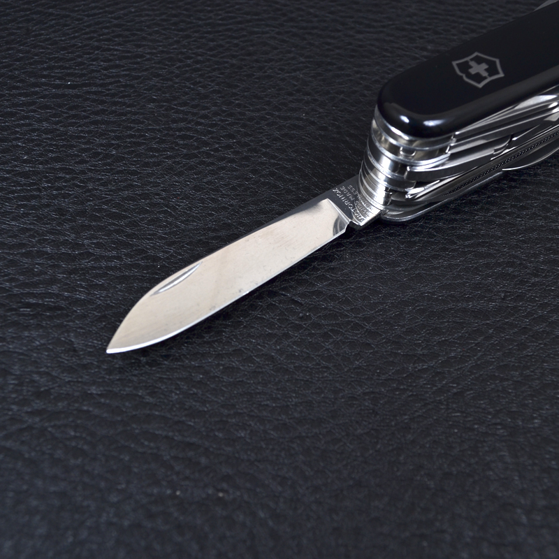 Ніж складаний, мультитул Victorinox Swisschamp (91мм, 33 функції), чорний 1.6795.3