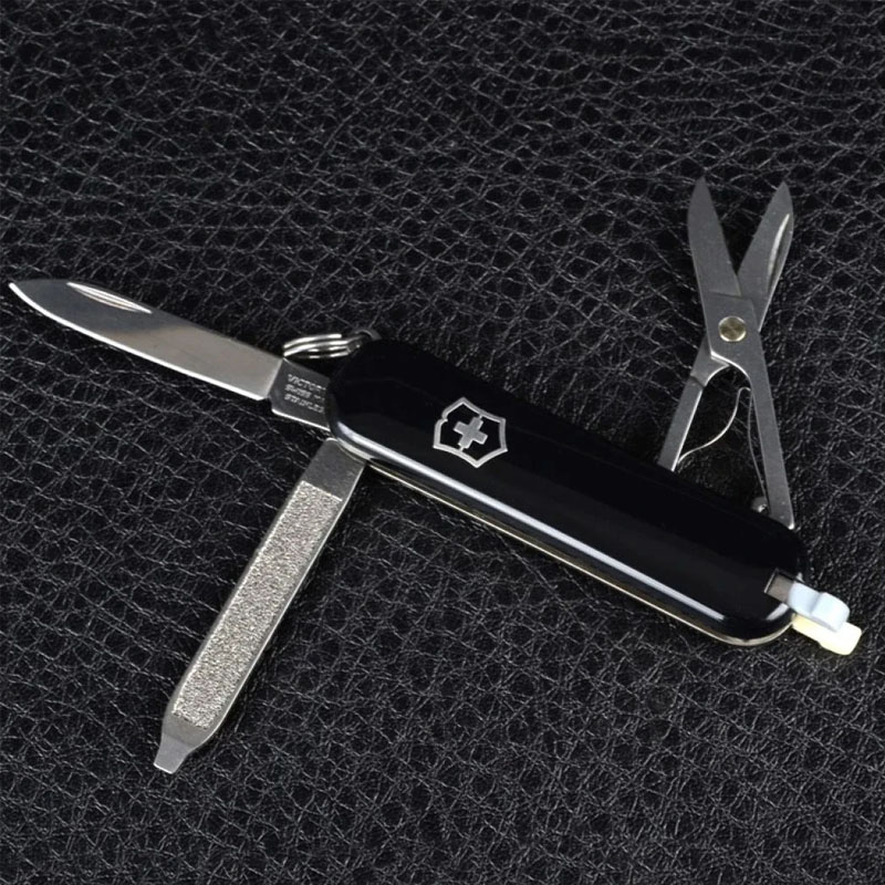 Ніж складаний, мультитул Victorinox Classic SD (58мм, 7 функцій), чорний 06223.3G
