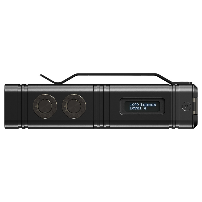 Потужний ліхтар Nitecore TM12K, що перезаряджається.