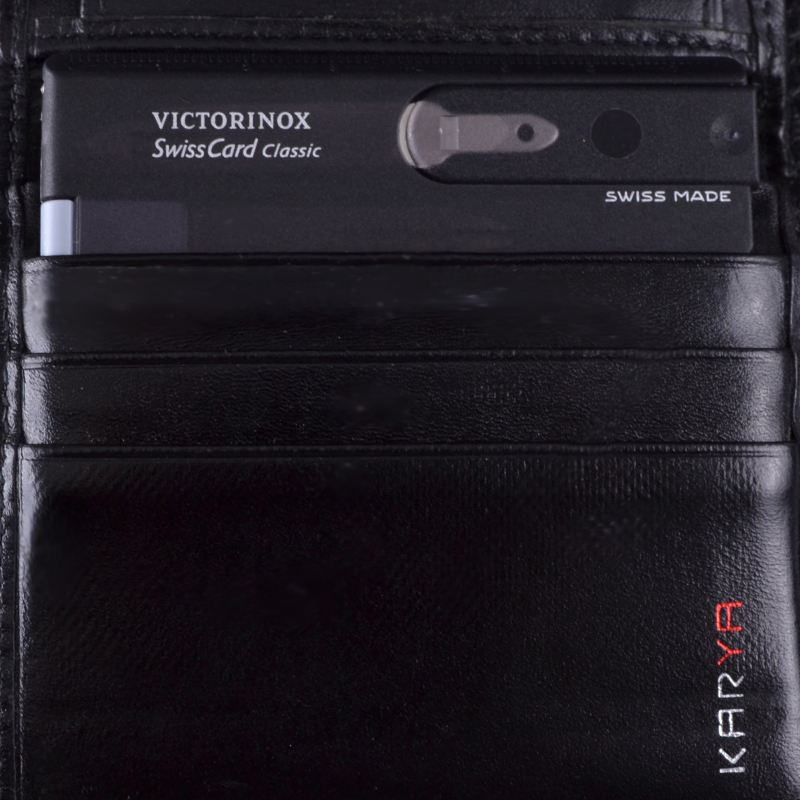 Набор Victorinox Swisscard (82х54х4мм, 10 функций), черный прозрачный 0.7133.T3