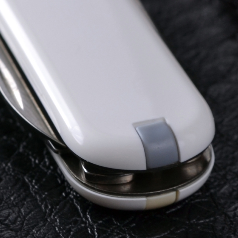 Ніж складаний, мультитул Victorinox Classic SD (58мм, 7 функцій), білий 0.6223.7