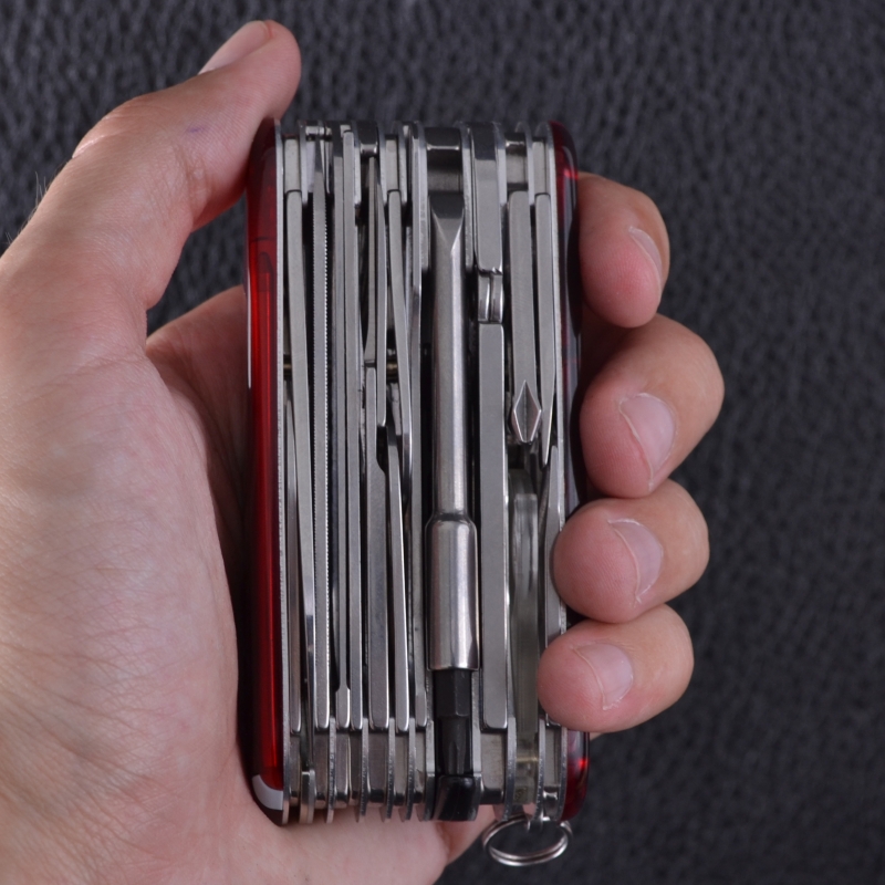 Нож складной, мультитул Victorinox Swisschamp Xlt (91мм, 50 функций), красный 1.6795.XLT