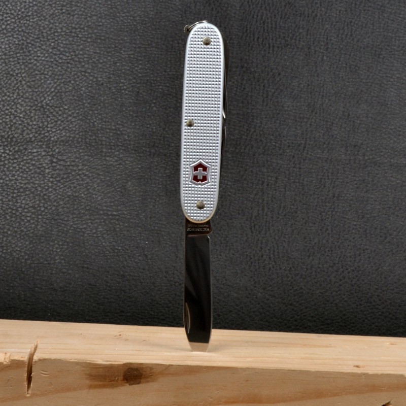 Ніж складаний, мультитул Victorinox Farmer (93мм, 9 функцій), срібний 0.8241.26