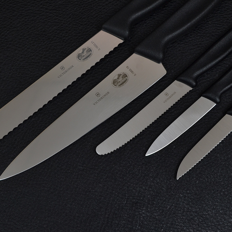 Набір кухонних ножів Victorinox (5 предметів), чорний 5.1163.5