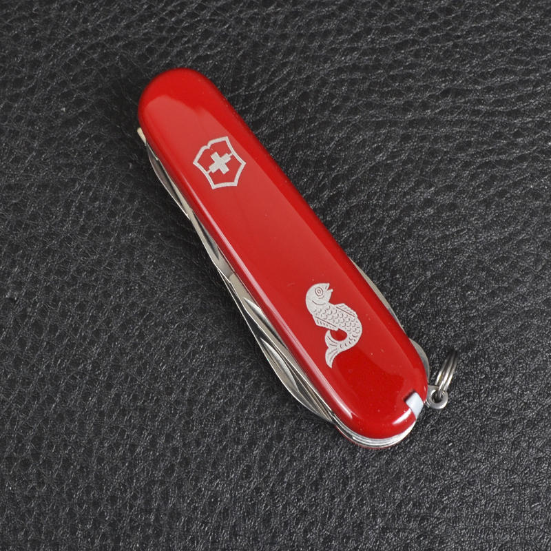 Ніж складаний, мультитул Victorinox Fisherman (91мм, 17 функцій), червоний 1.4733.72