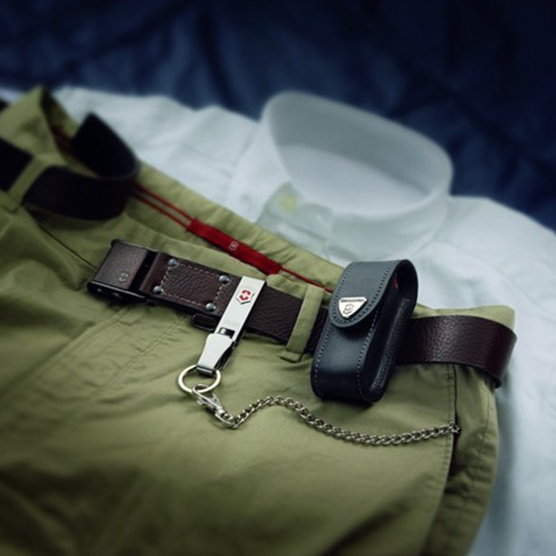 Чохол для ножів Victorinox (84-91мм, 5-8 шарів) на липучці, шкіряний, чорний 4.0521.3