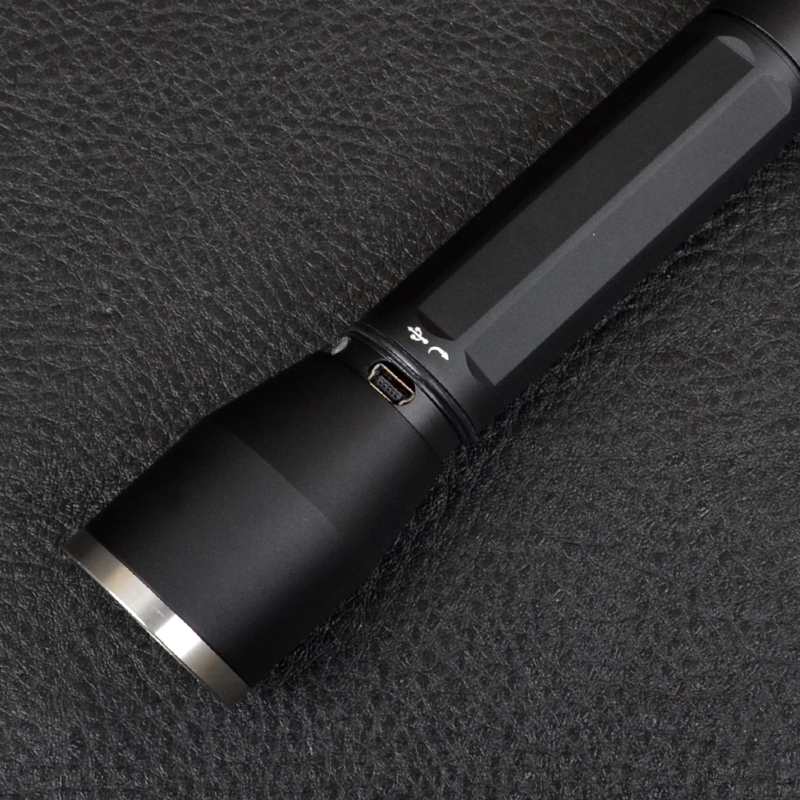 Фонарь Nite Ize FlashManualLight ІКС3Р NI758