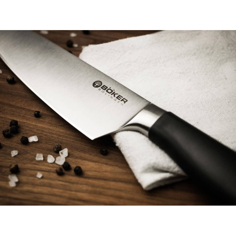 Малий шефський кухонний ніж Boker Core Professional