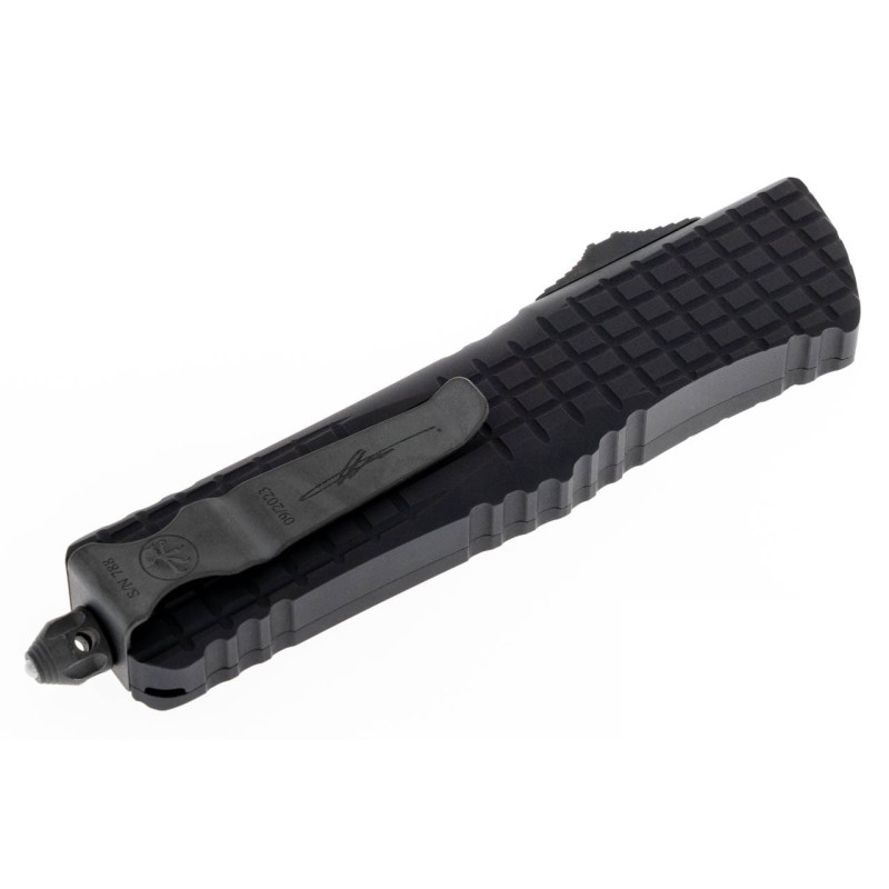 Нож Microtech Combat Troodon Delta OTF, fluted DLC, черный