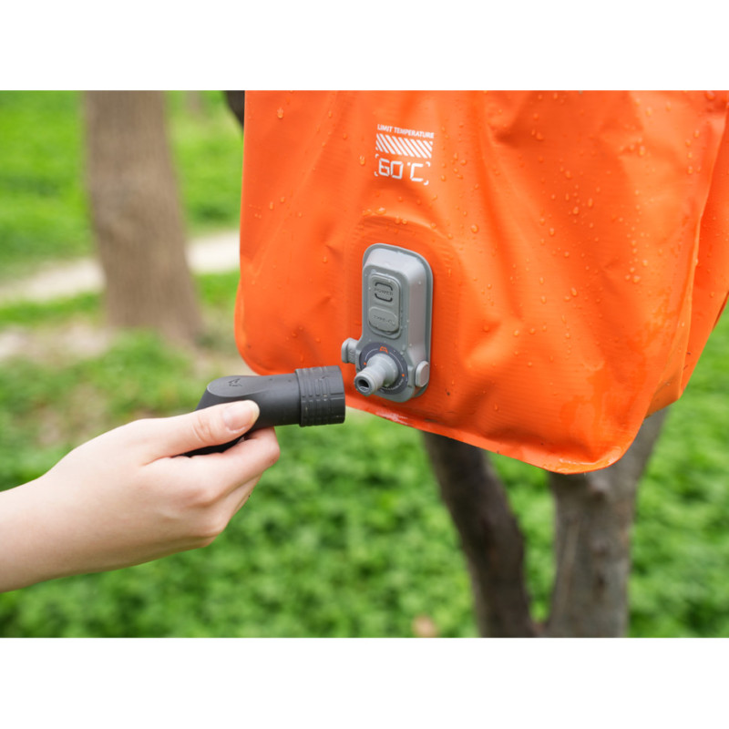 Контейнер для води з насосом та душовою лійкою Flextail Tiny Shower Bag, 20л, помаранчевий
