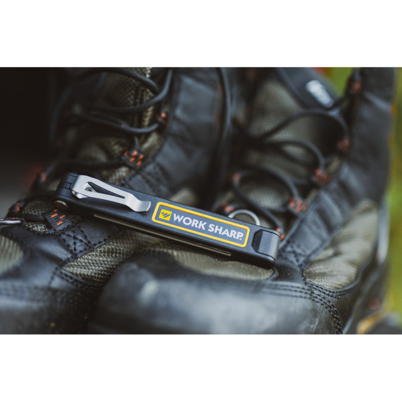 Точилка механічна кишенькова Work Sharp Folding Field Sharpener WSEDCFFS-I