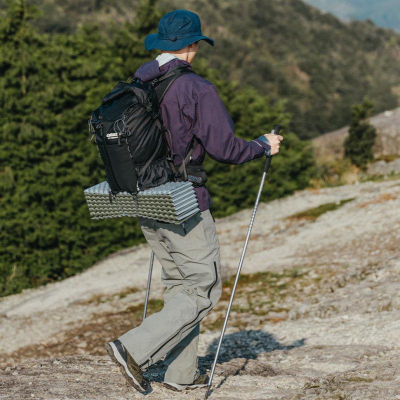 Килимок складаний подвійний IXPE Naturehike CNK2450WS044, алюмінієва плівка, 200x120х1,8 см, оливковий зелений