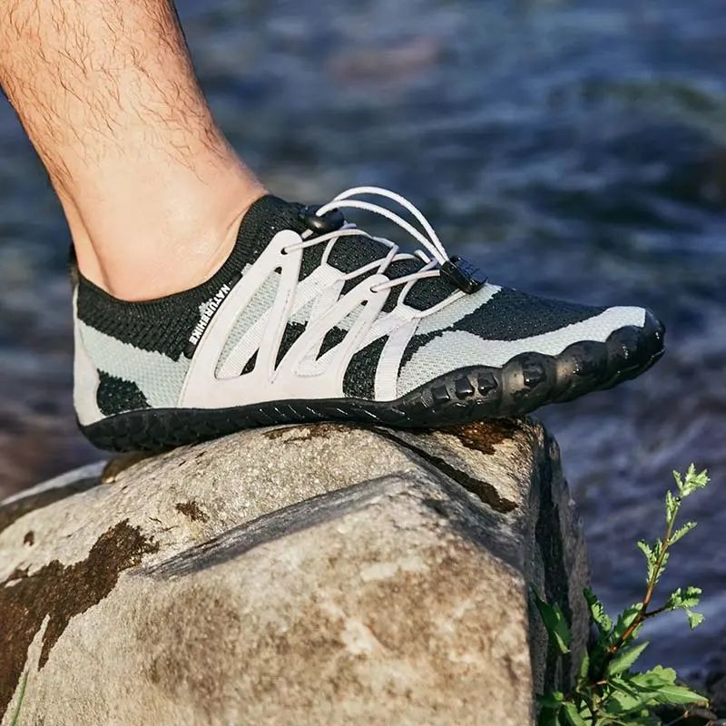 Швидкосохнучі сітчасті черевики Naturehike CYY2321IA010, розмір 43-44, чорні